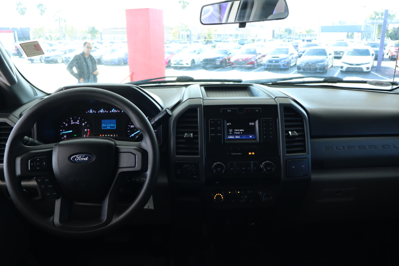 Ford Super Duty F-250 SRW 4WD SuperCab 158" XL 2017