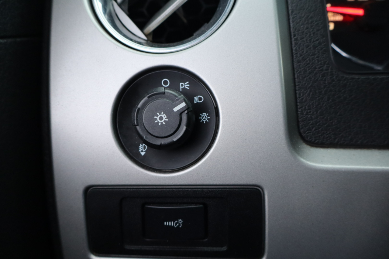 Ford F-150 4WD SuperCrew 150" FX4 2013