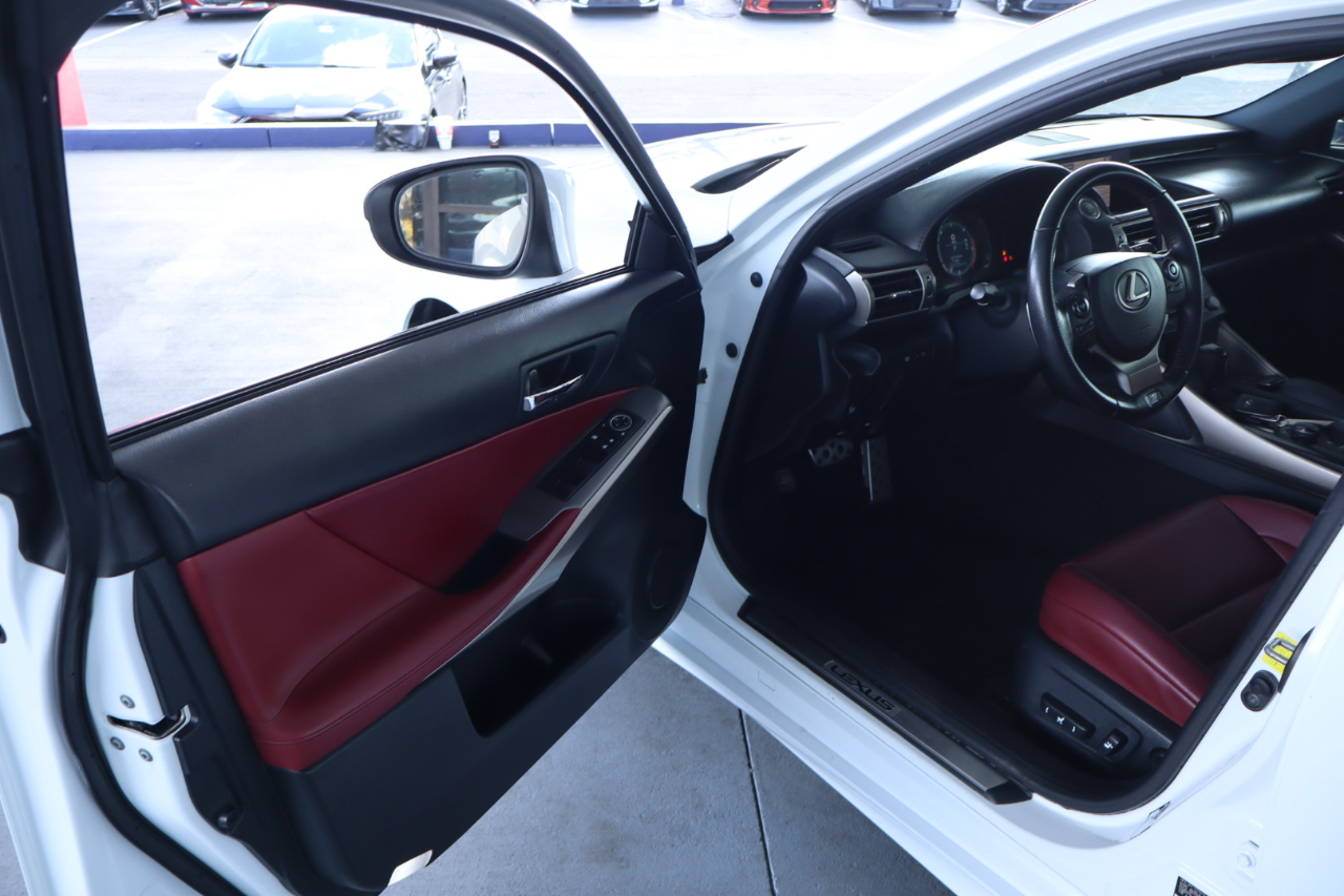 Lexus IS 350 4dr Sdn RWD 2014