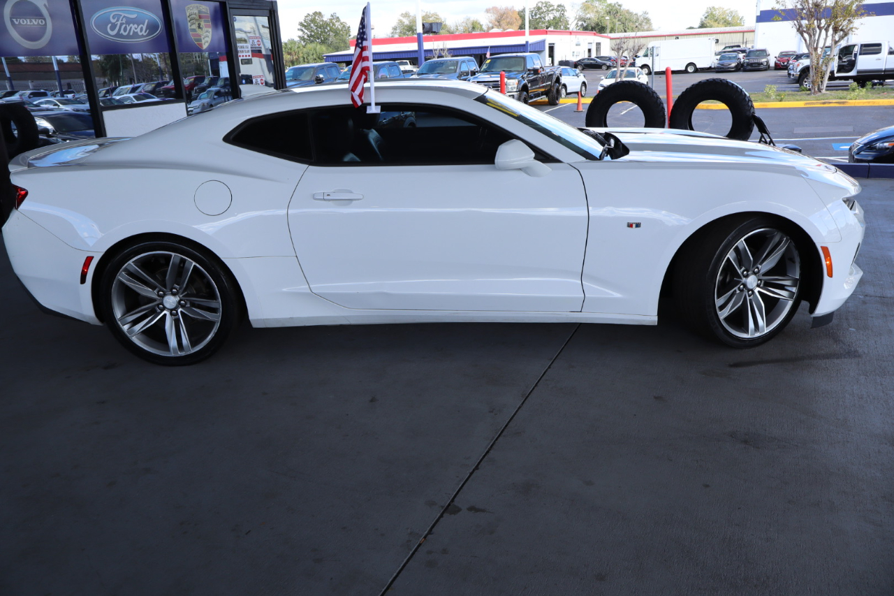 Chevrolet Camaro 2dr Cpe 1LT 2018