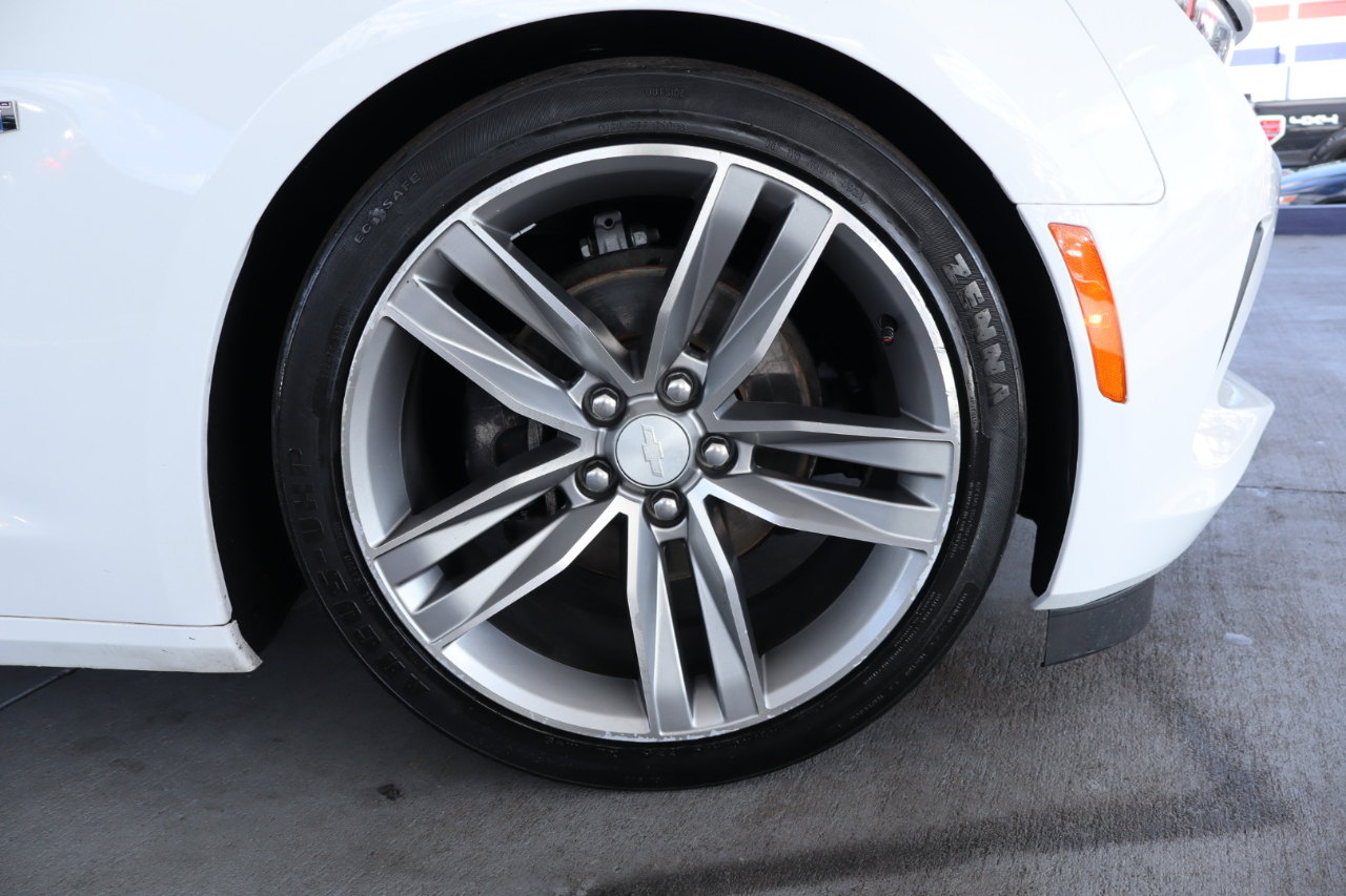 Chevrolet Camaro 2dr Cpe 1LT 2018