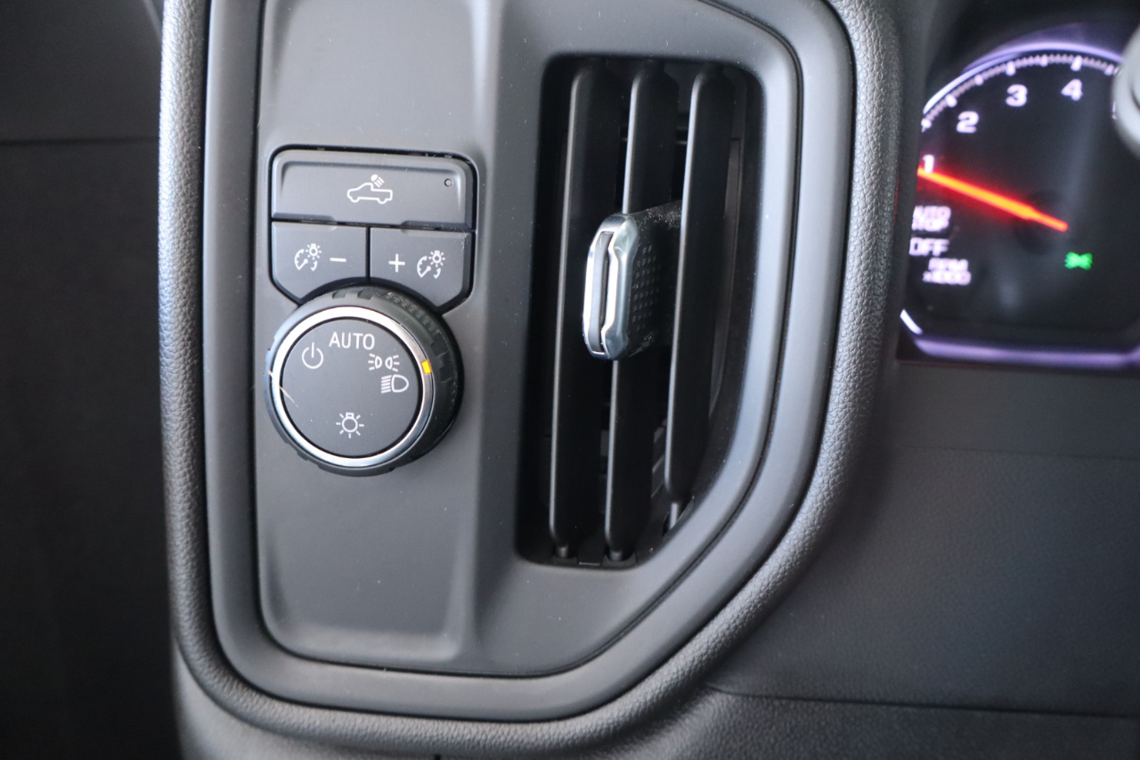 Chevrolet Silverado 1500 2WD Crew Cab 147" Work Truck 2022