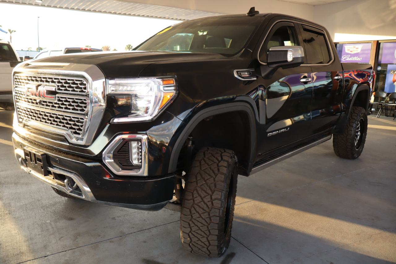 GMC Sierra 1500 4WD Crew Cab 147" Denali 2020