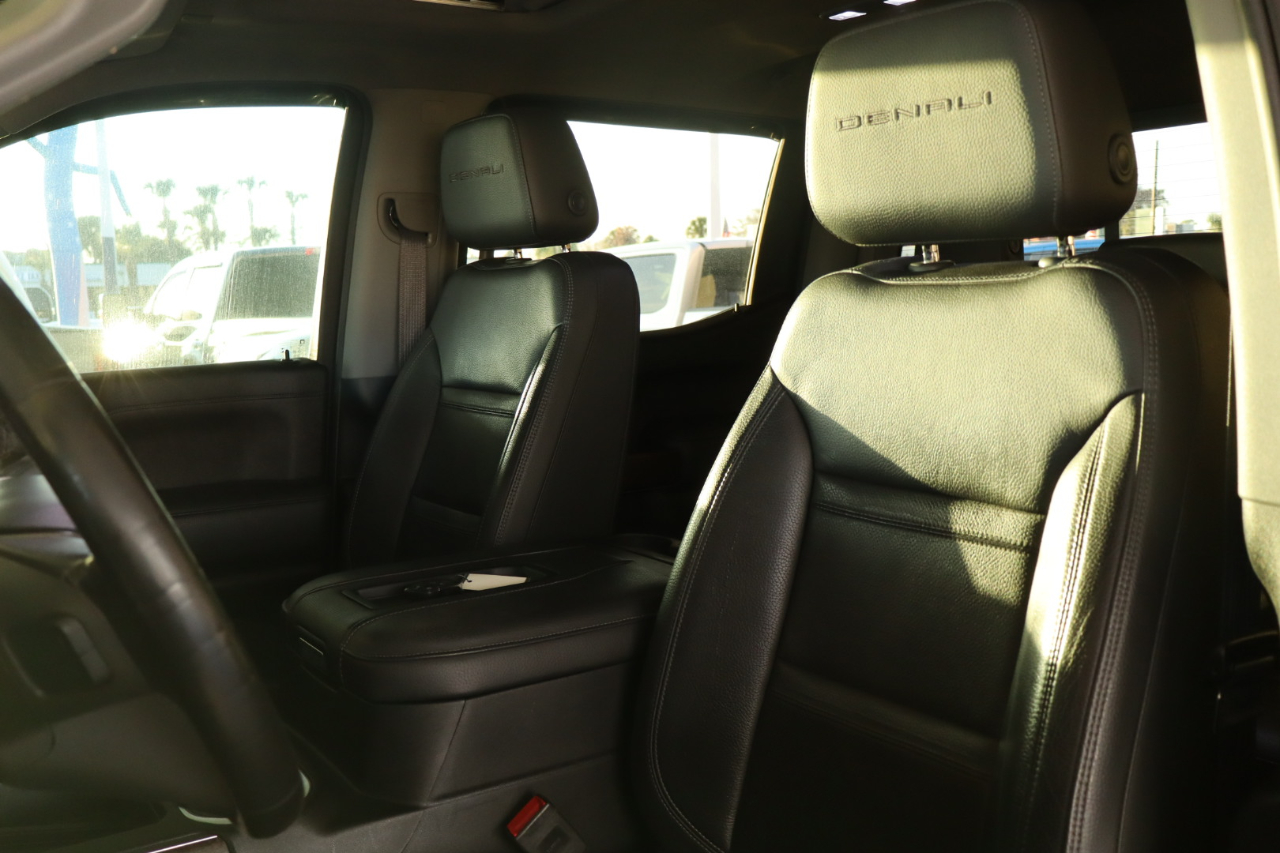 GMC Sierra 1500 4WD Crew Cab 147" Denali 2020