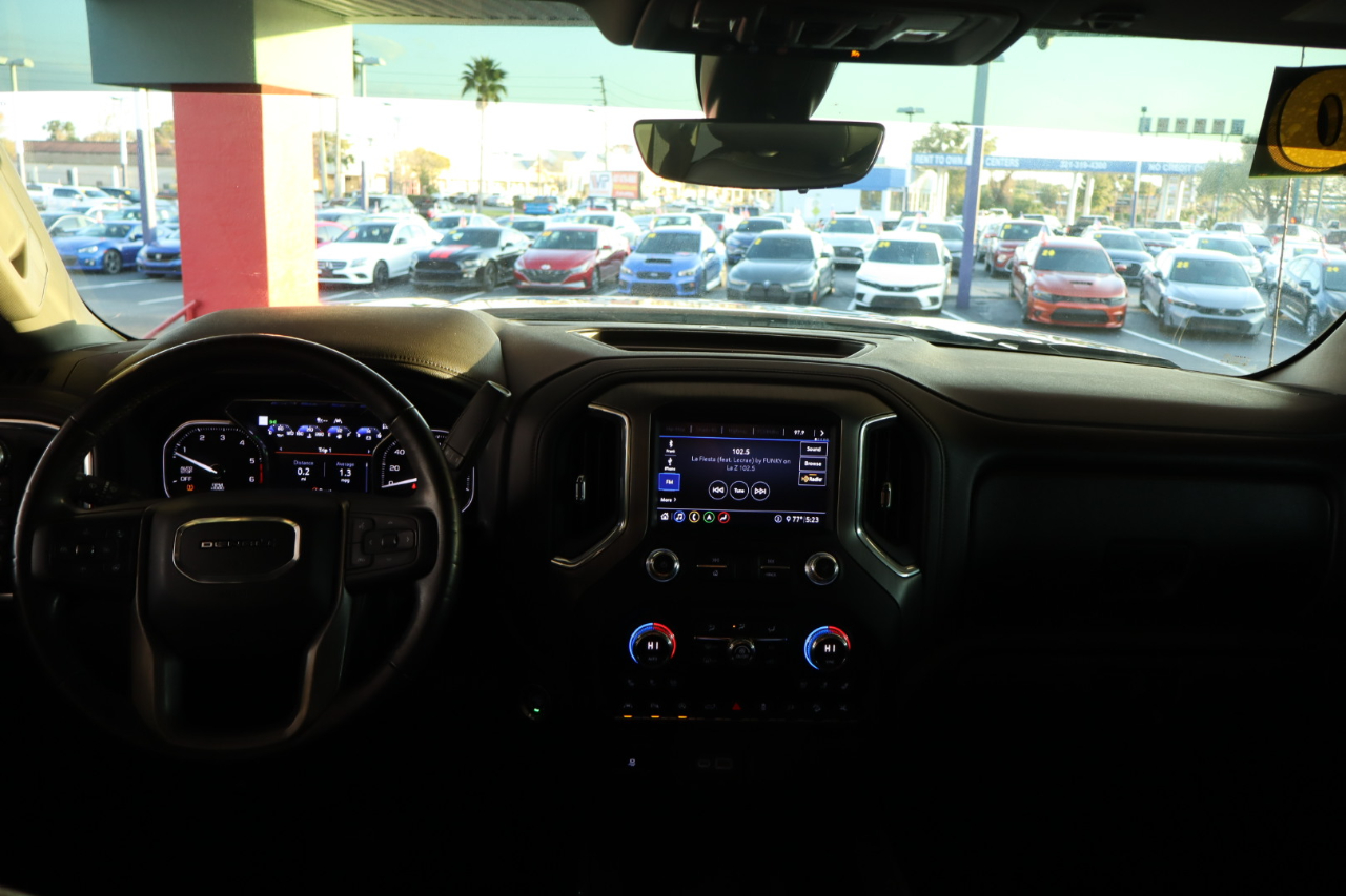 GMC Sierra 1500 4WD Crew Cab 147" Denali 2020