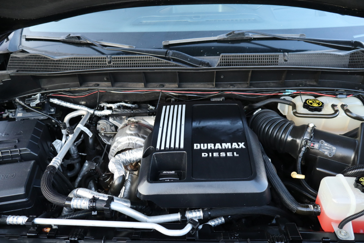 GMC Sierra 1500 4WD Crew Cab 147" Denali 2020