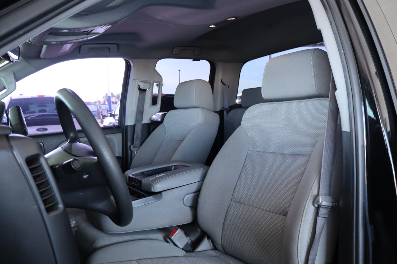 Chevrolet Silverado 1500 2WD Double Cab 143.5" Work Truck 2017