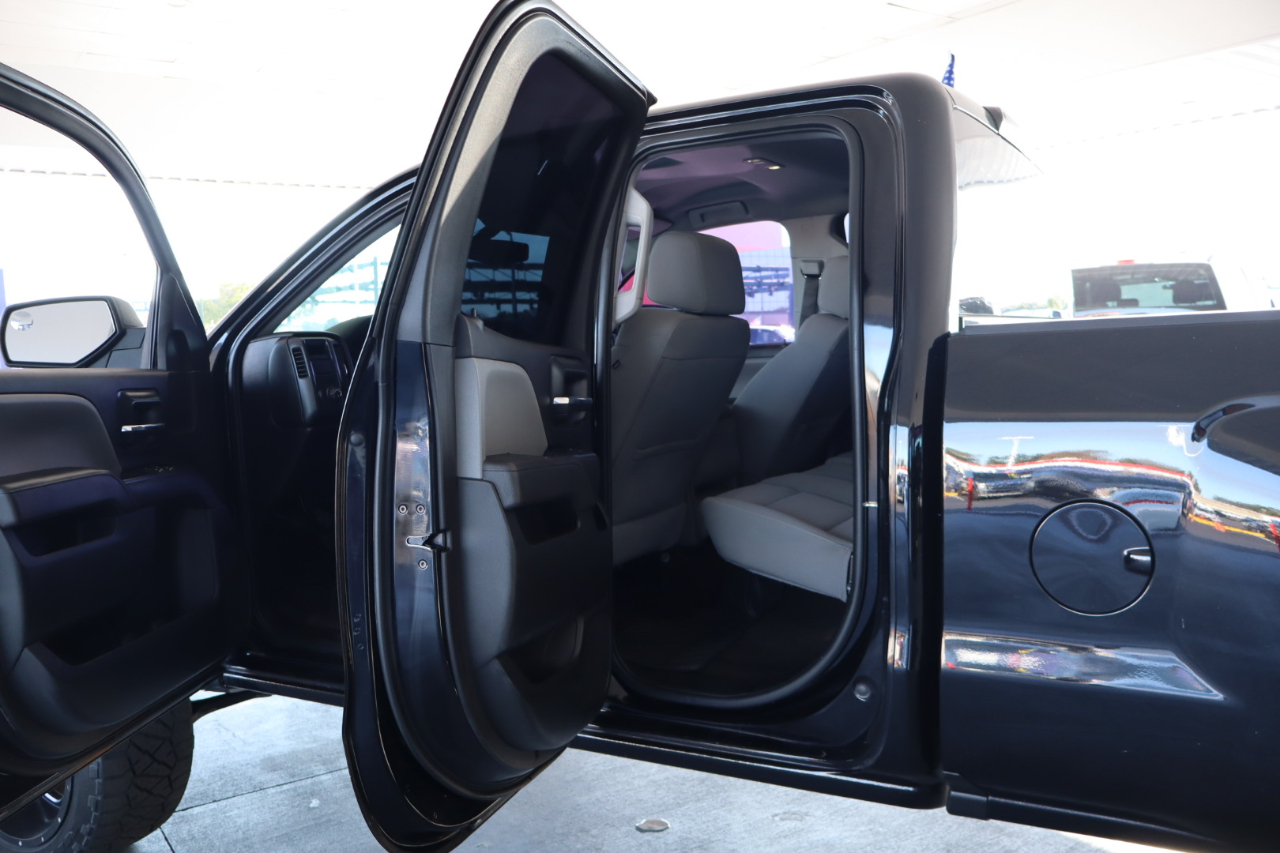 Chevrolet Silverado 1500 2WD Double Cab 143.5" Work Truck 2017