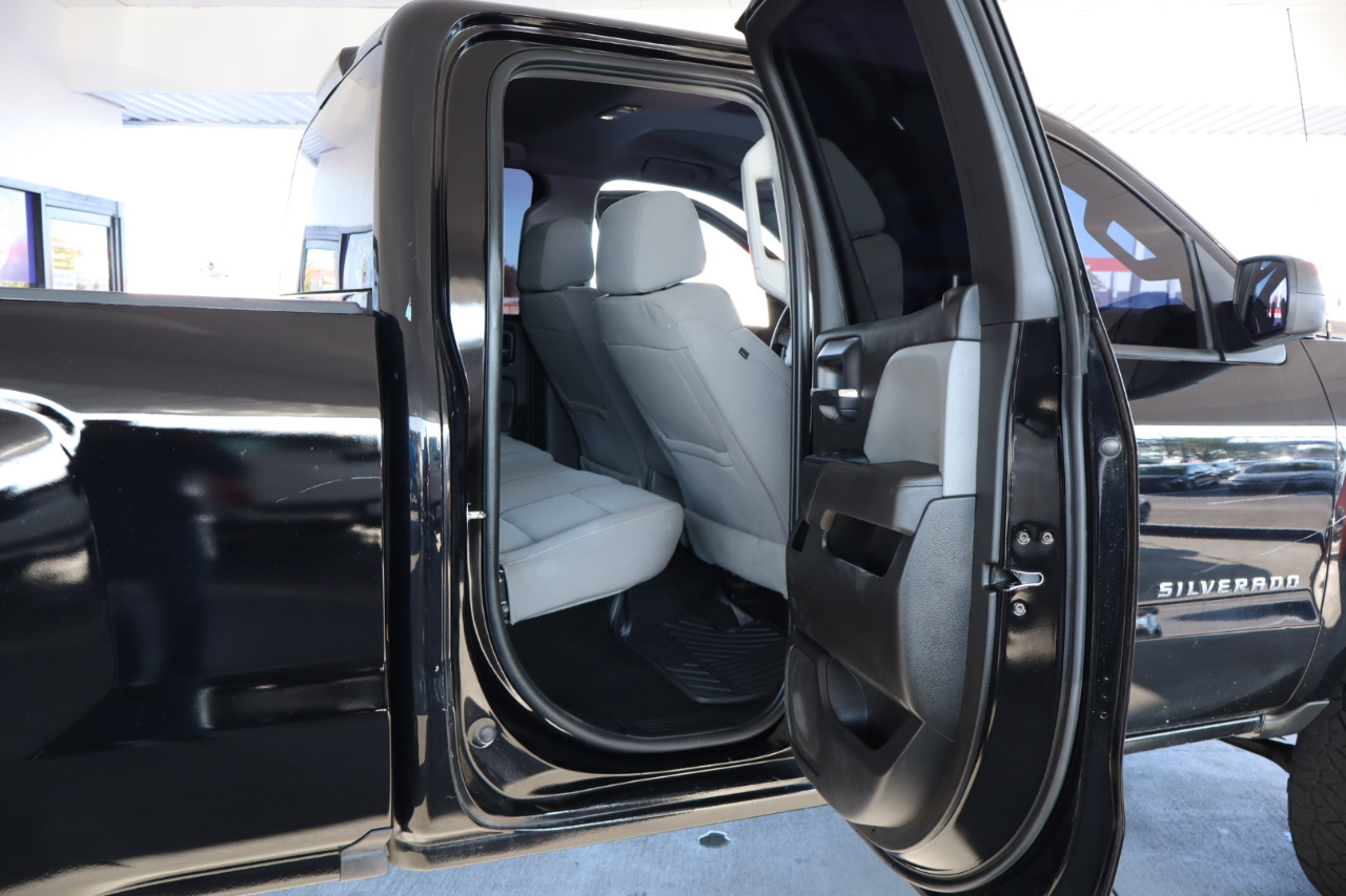 Chevrolet Silverado 1500 2WD Double Cab 143.5" Work Truck 2017