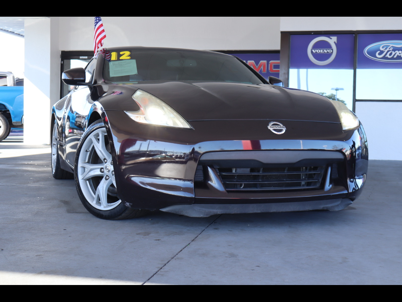 Nissan 370Z 2dr Cpe Auto Touring 2012