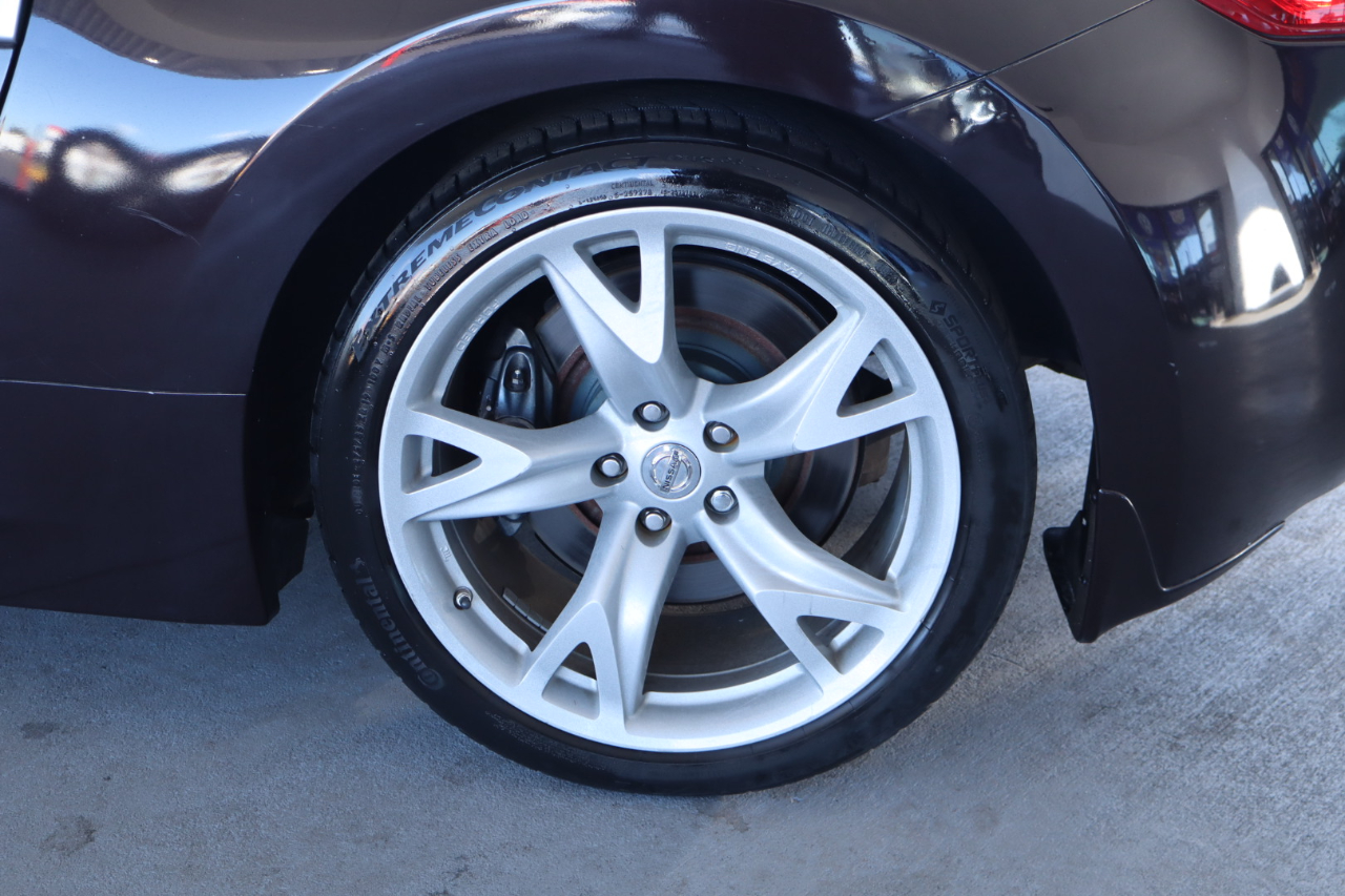 Nissan 370Z 2dr Cpe Auto Touring 2012