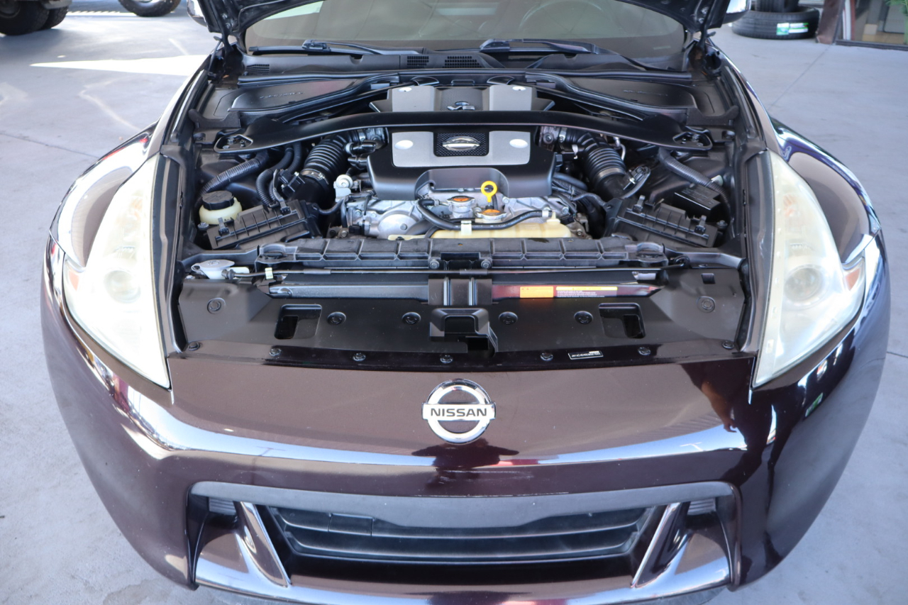 Nissan 370Z 2dr Cpe Auto Touring 2012