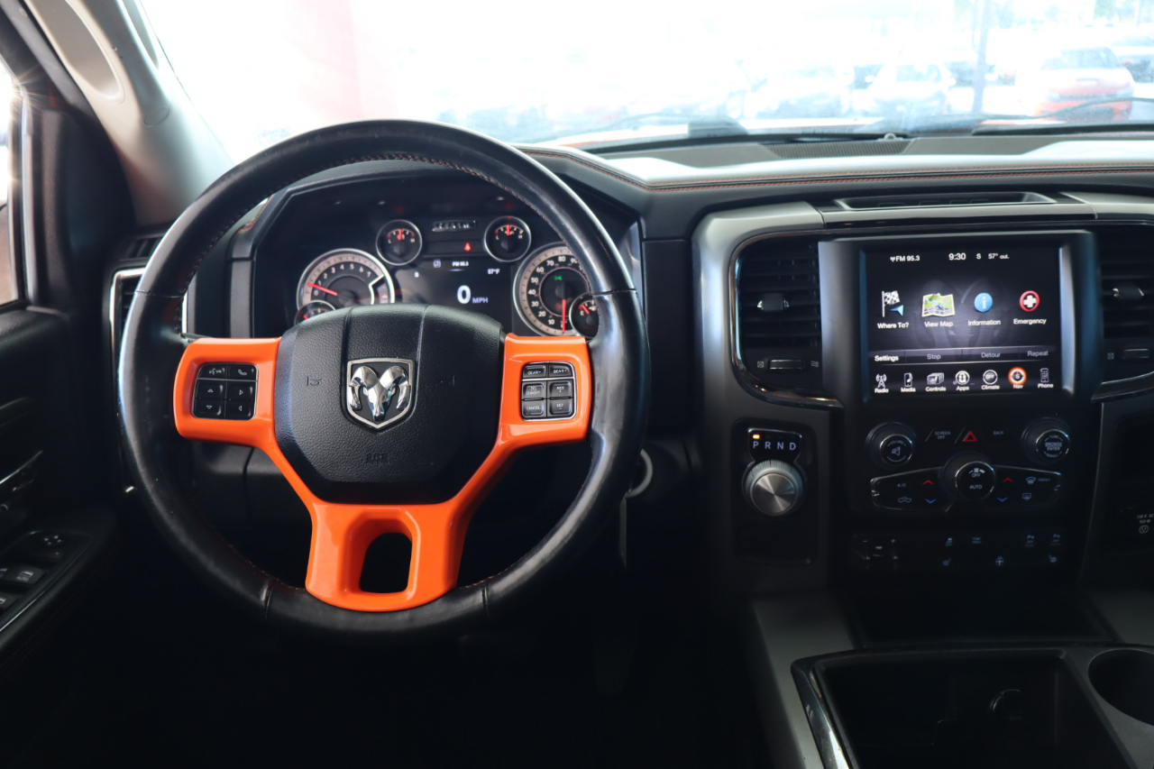 RAM 1500 2WD Crew Cab 140.5" Sport 2015