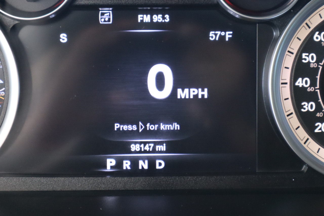 RAM 1500 2WD Crew Cab 140.5" Sport 2015