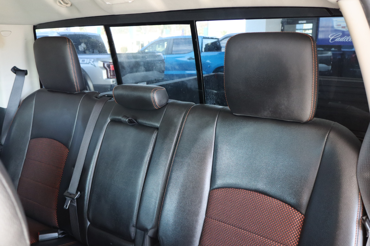 RAM 1500 2WD Crew Cab 140.5" Sport 2015