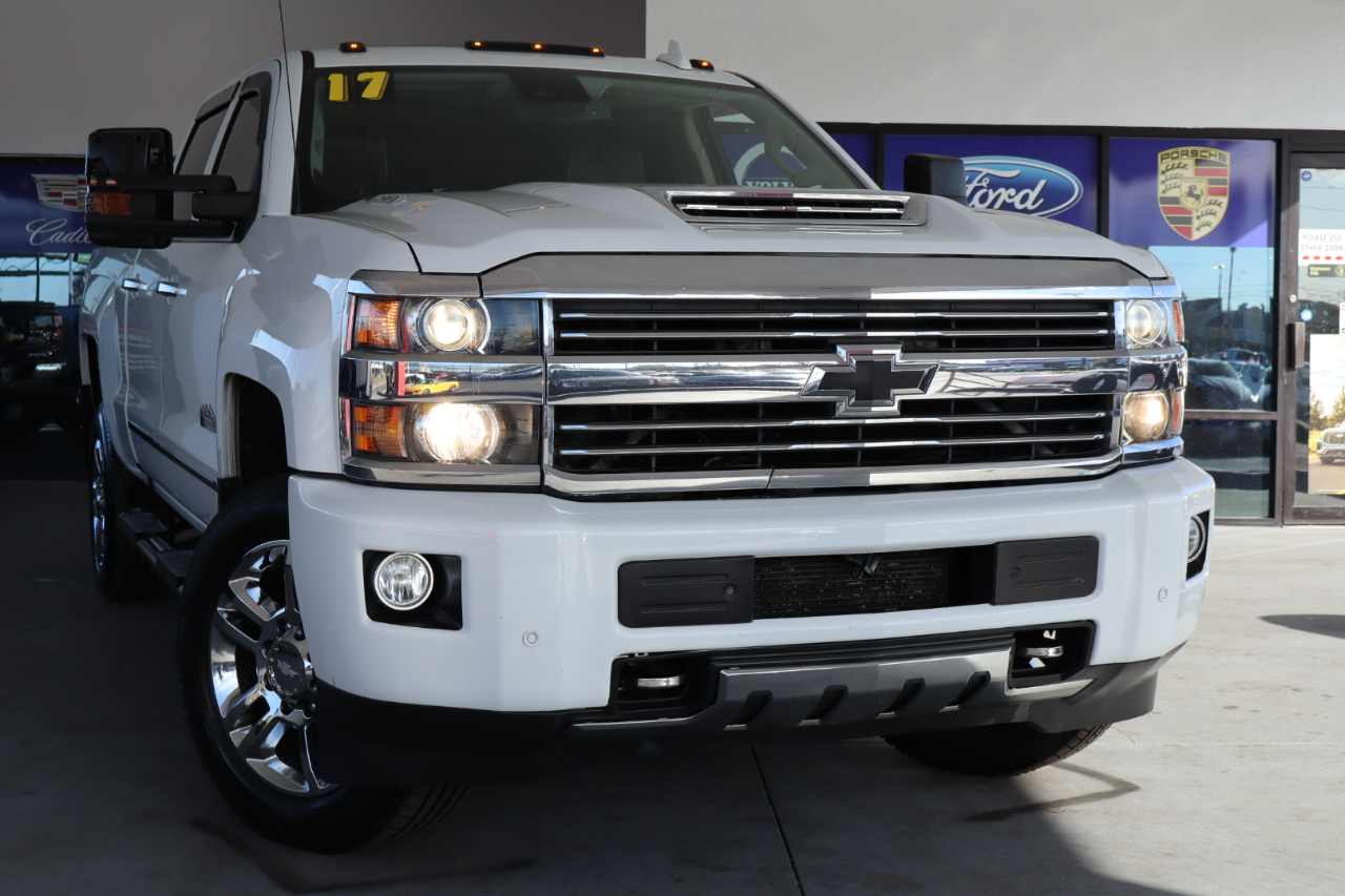 Chevrolet Silverado 2500HD 4WD Crew Cab 153.7" High Country 2017
