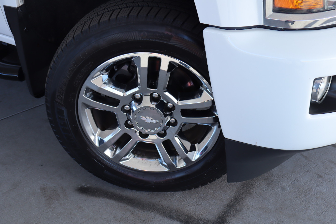 Chevrolet Silverado 2500HD 4WD Crew Cab 153.7" High Country 2017