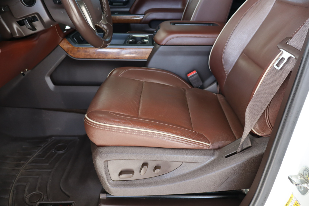 Chevrolet Silverado 2500HD 4WD Crew Cab 153.7" High Country 2017