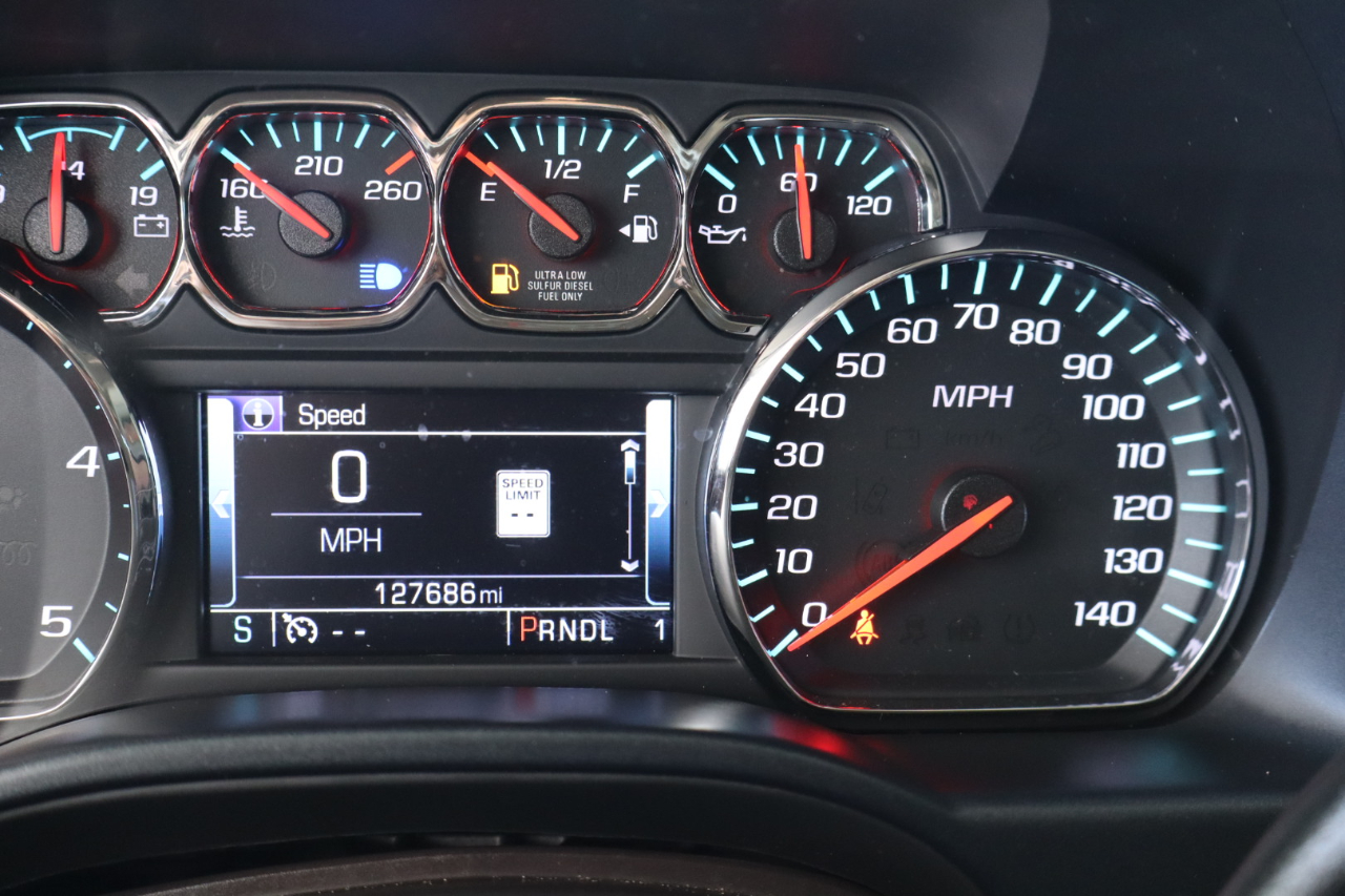 Chevrolet Silverado 2500HD 4WD Crew Cab 153.7" High Country 2017