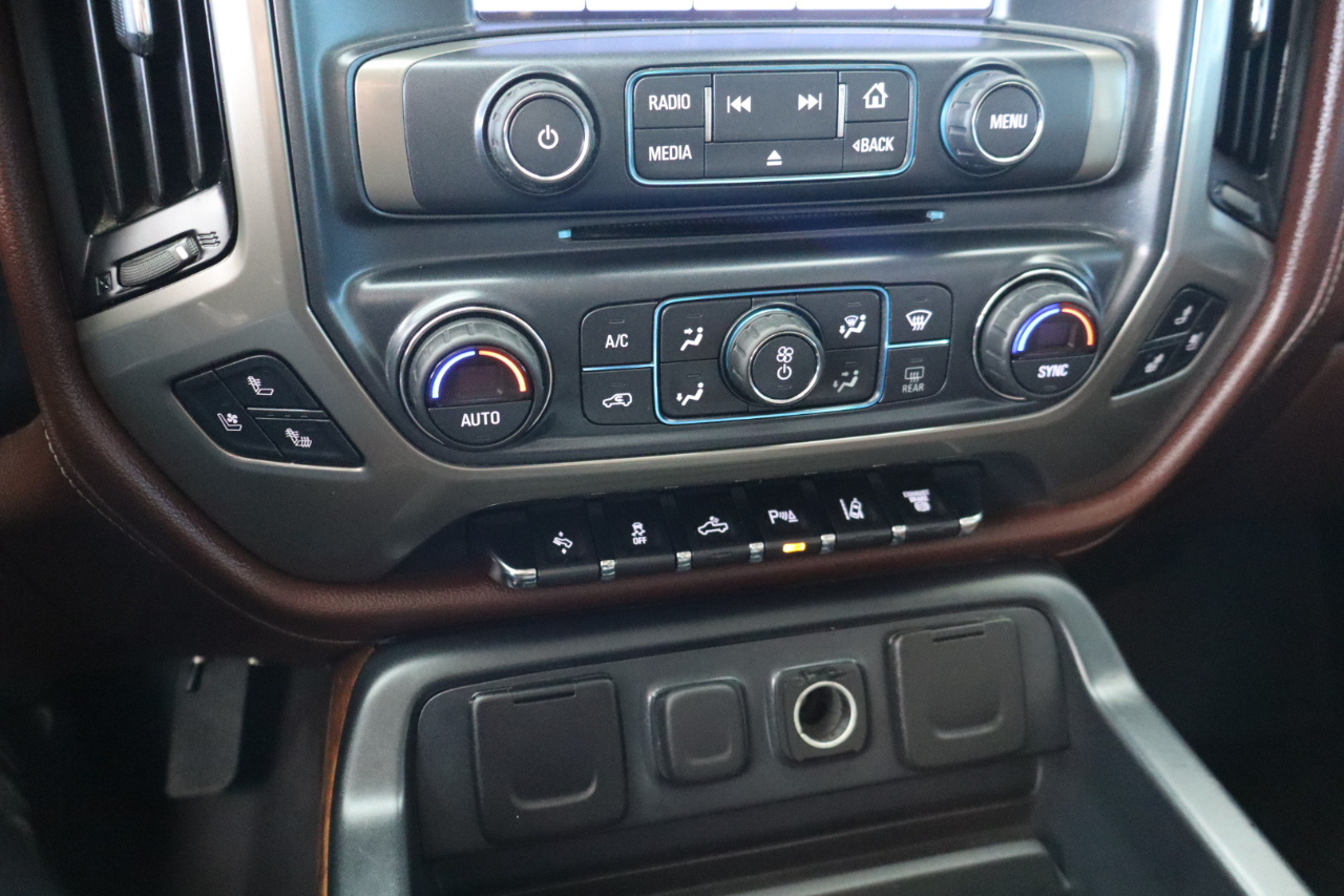 Chevrolet Silverado 2500HD 4WD Crew Cab 153.7" High Country 2017