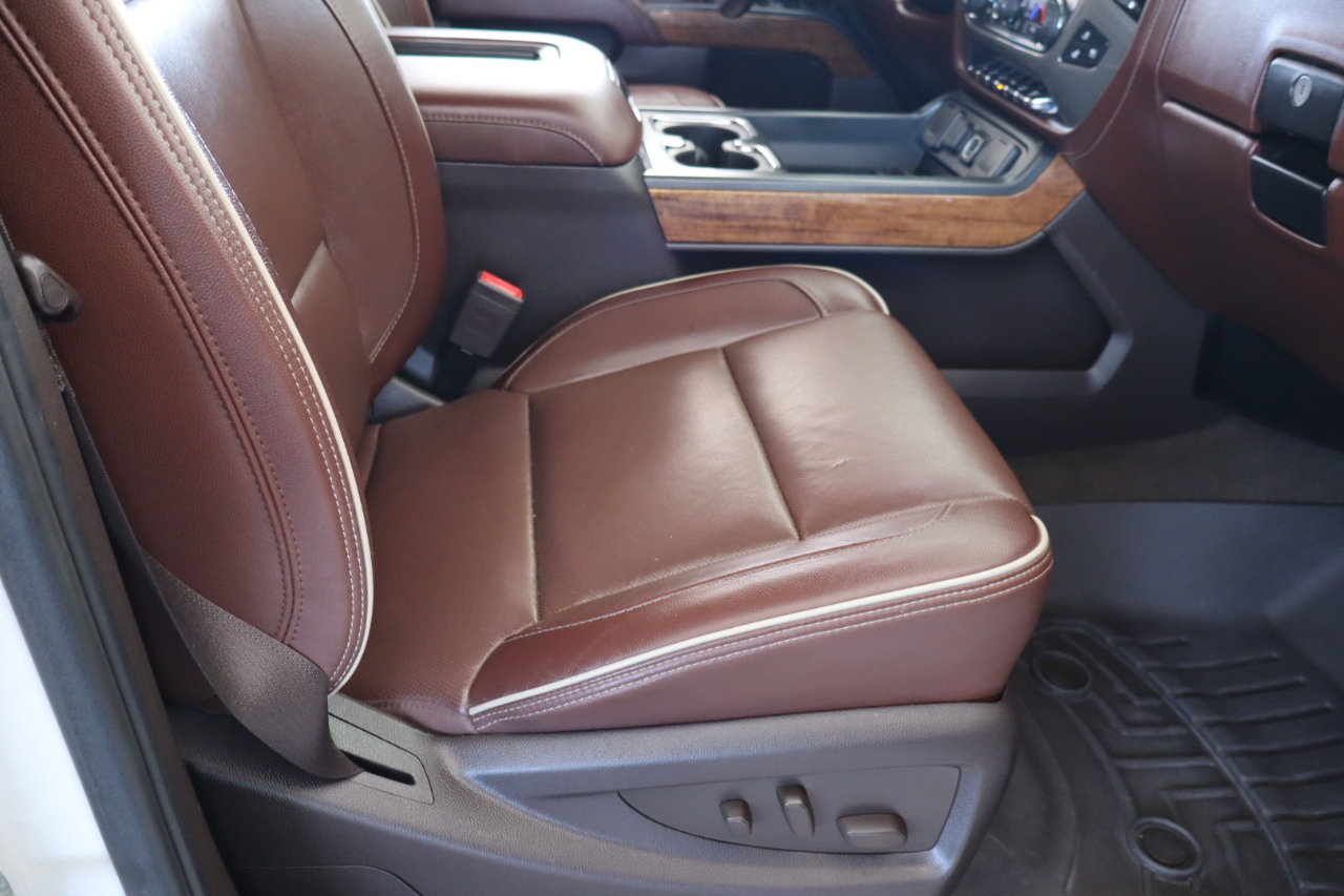 Chevrolet Silverado 2500HD 4WD Crew Cab 153.7" High Country 2017