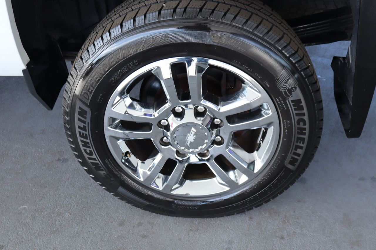 Chevrolet Silverado 2500HD 4WD Crew Cab 153.7" High Country 2017