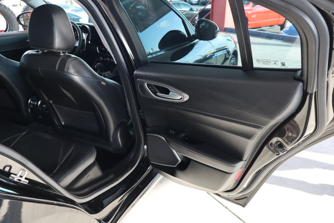 Alfa Romeo Giulia Ti Sport AWD 2018