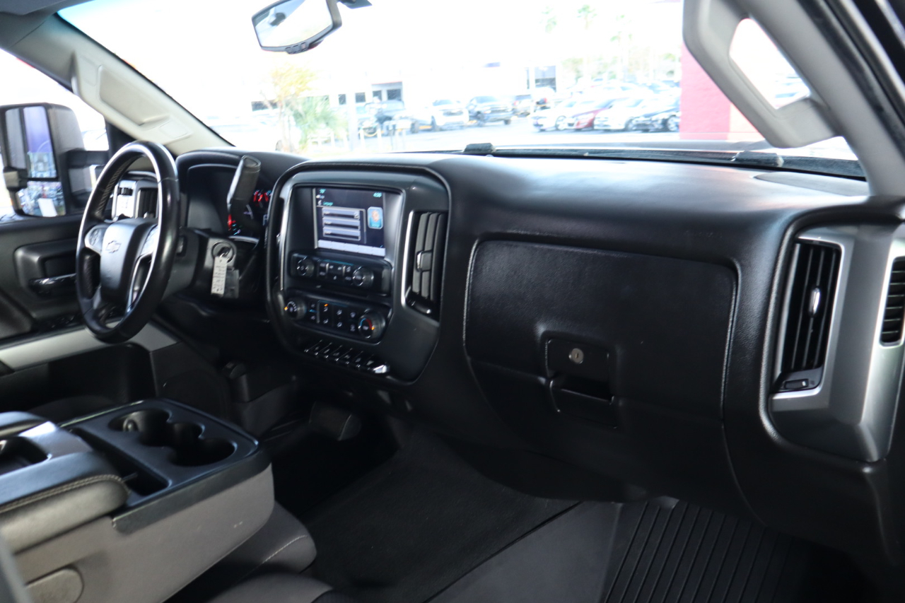 Chevrolet Silverado 2500HD 4WD Crew Cab 153.7" LT 2019