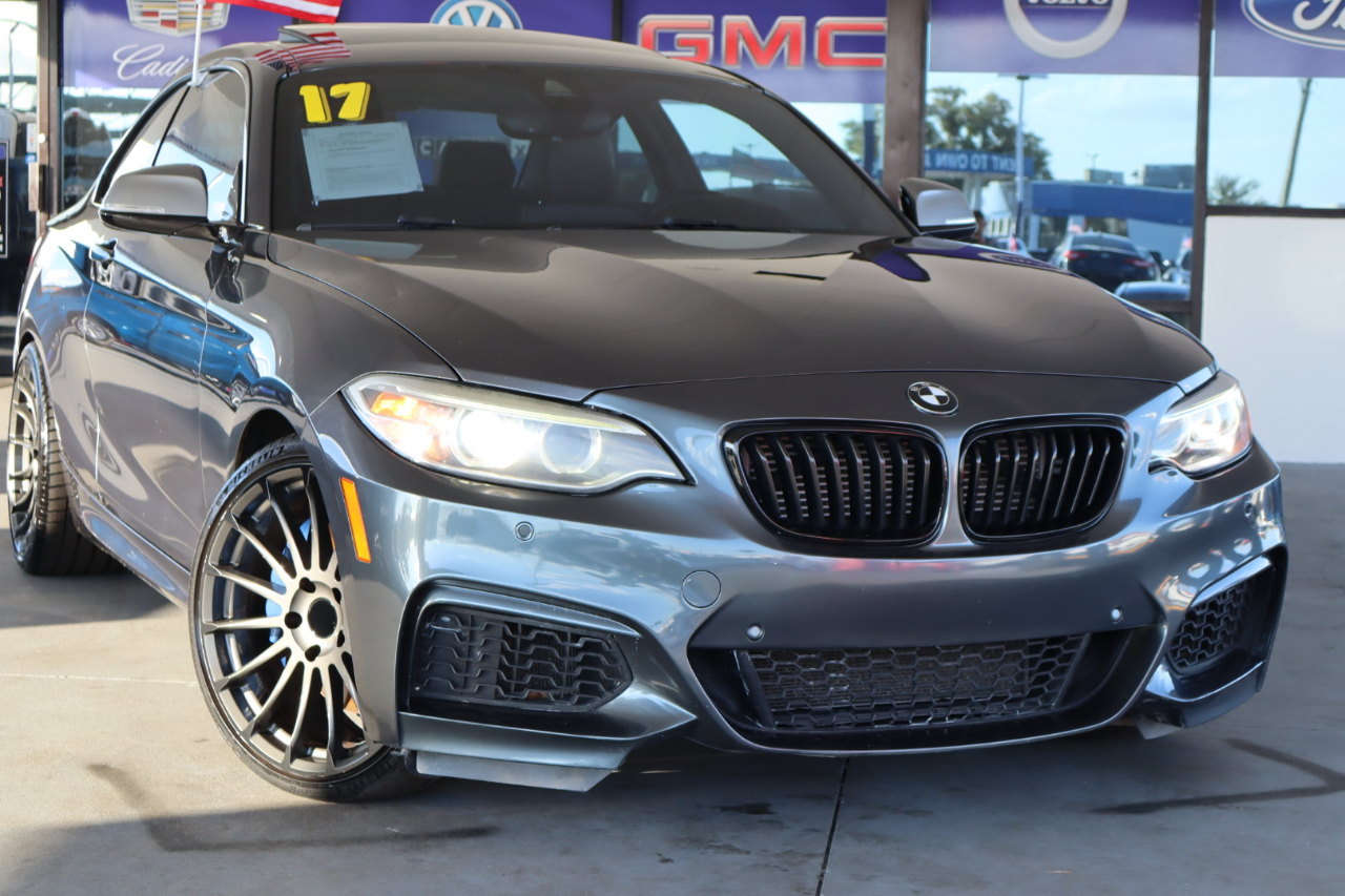 BMW 2 Series M240i Coupe 2017