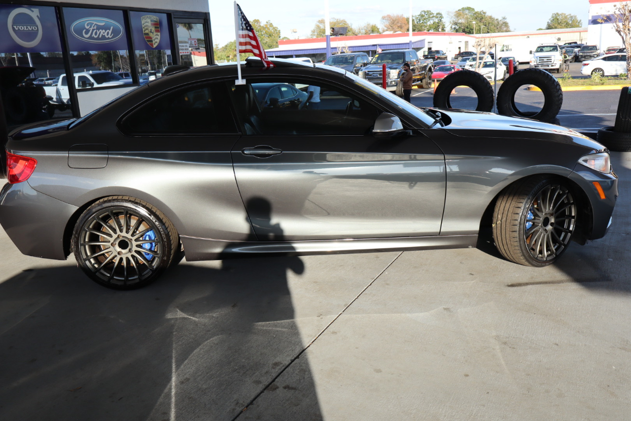 BMW 2 Series M240i Coupe 2017