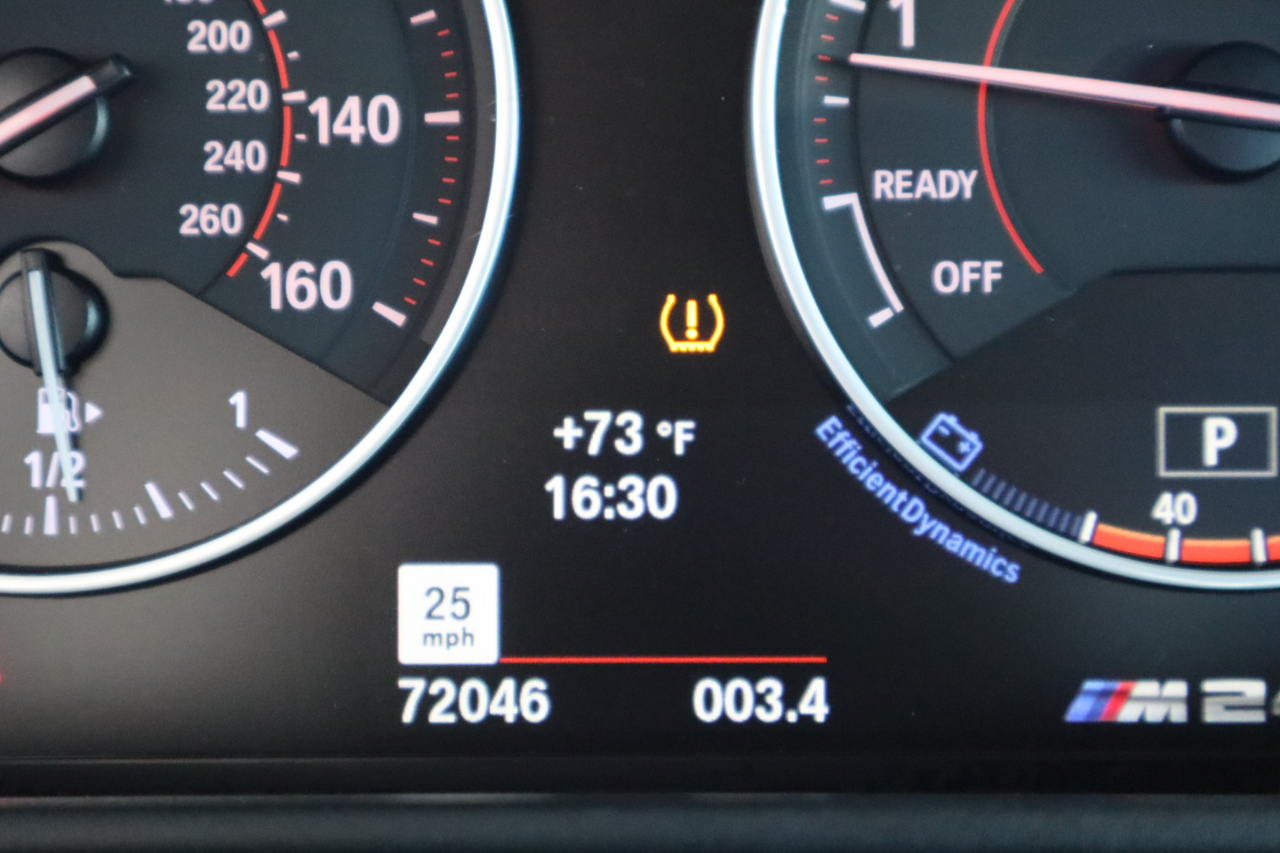 BMW 2 Series M240i Coupe 2017