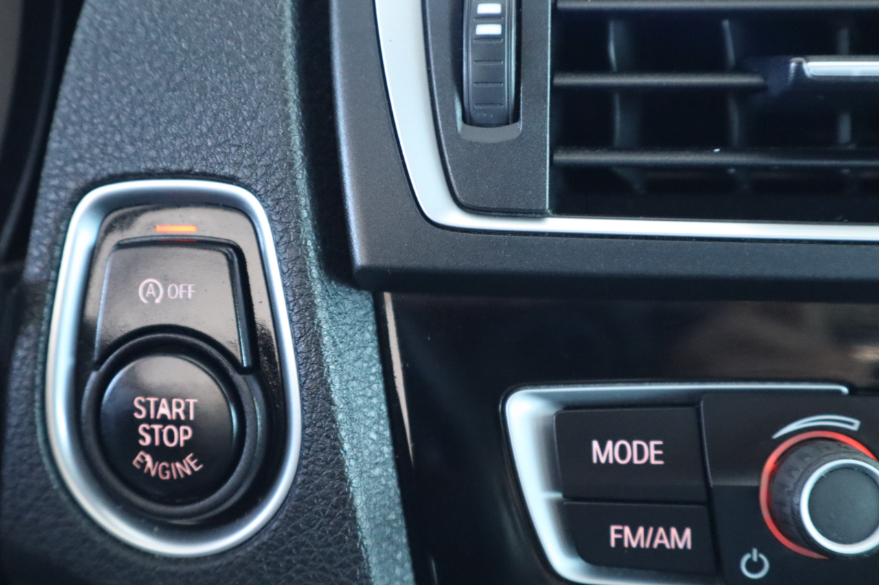 BMW 2 Series M240i Coupe 2017