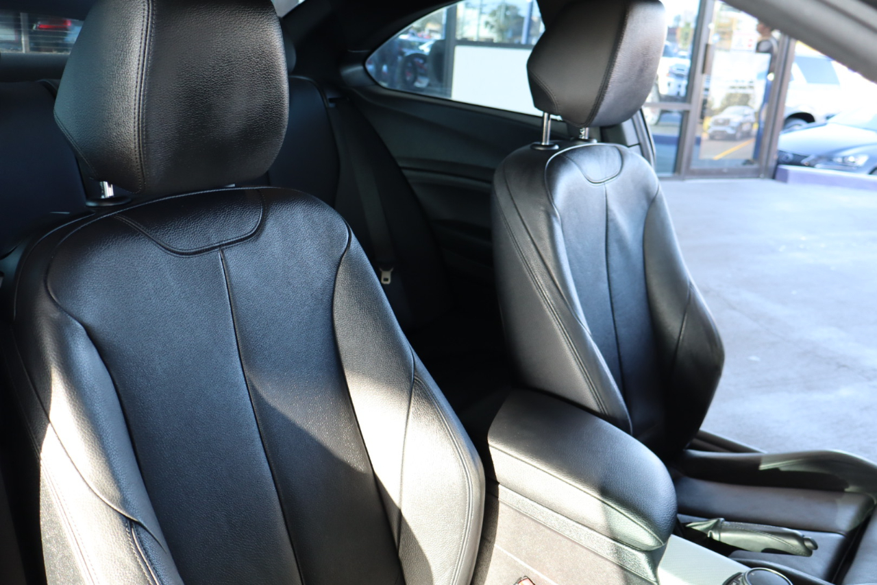 BMW 2 Series M240i Coupe 2017