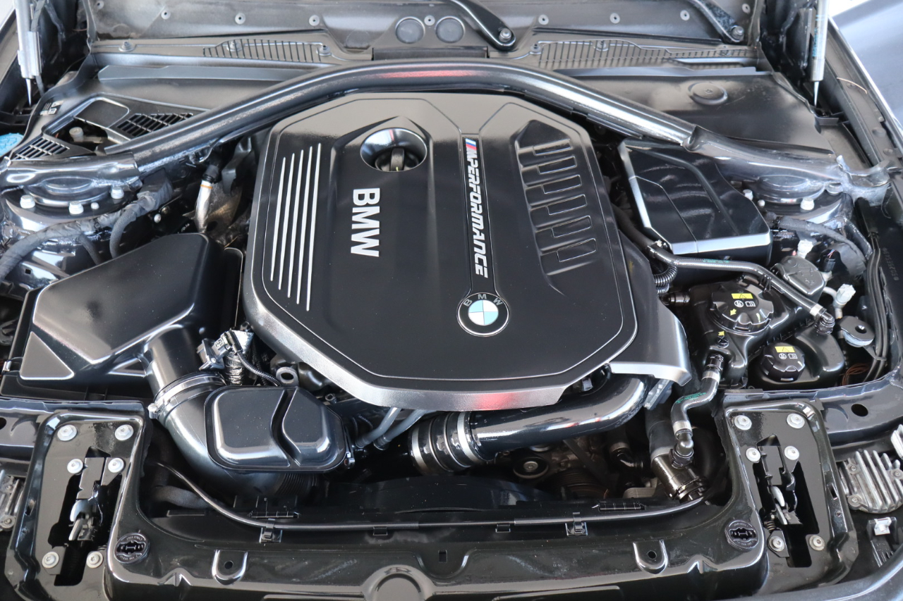 BMW 2 Series M240i Coupe 2017