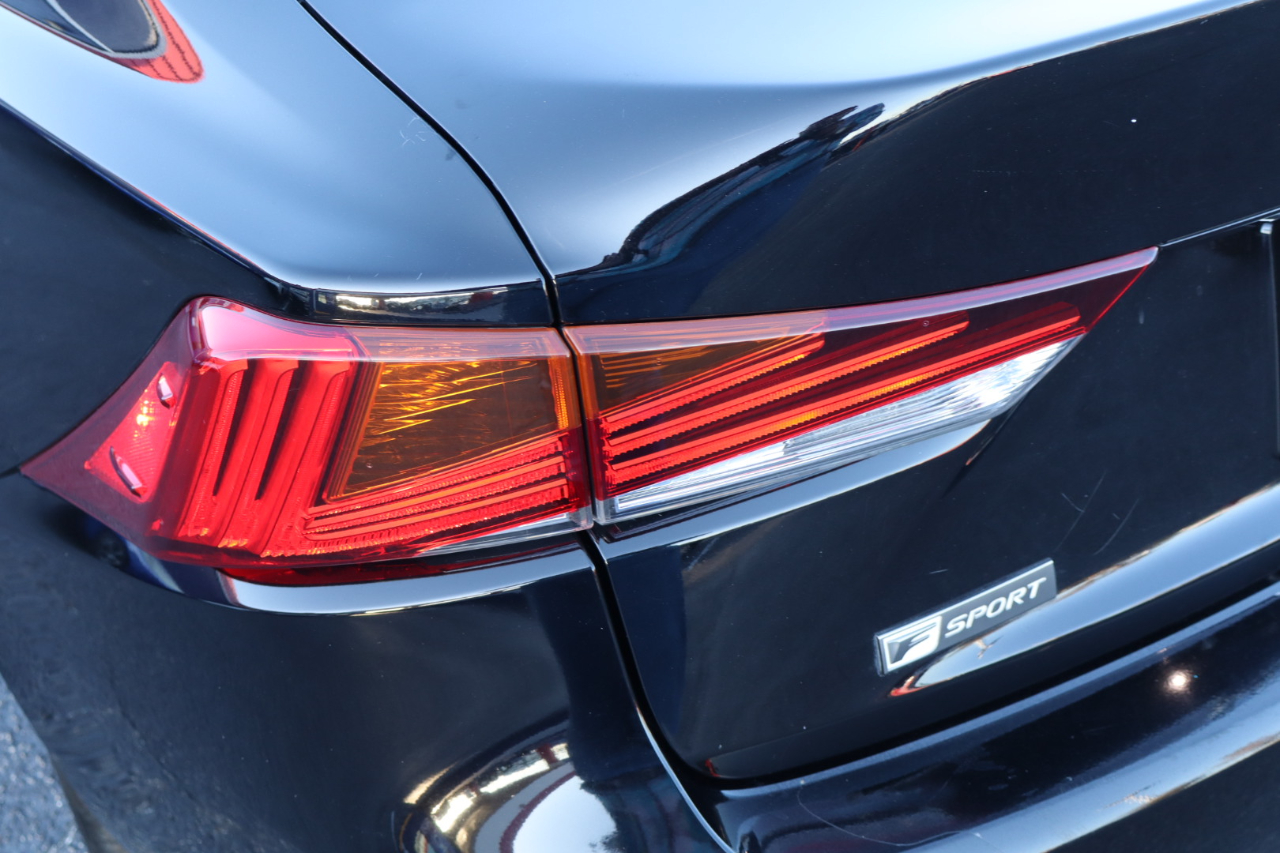 Lexus IS IS 300 F Sport RWD 2020