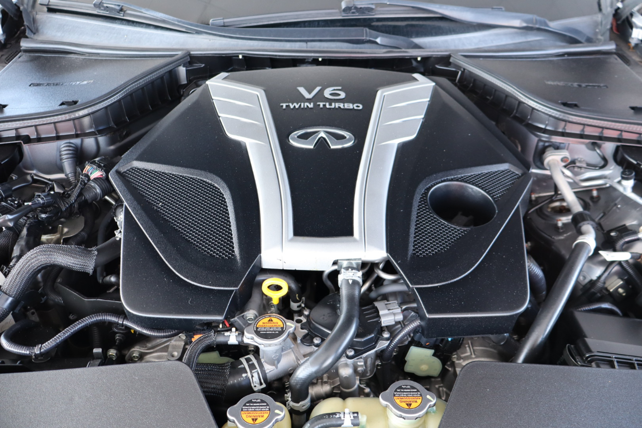 Infiniti Q60 3.0t LUXE RWD 2018