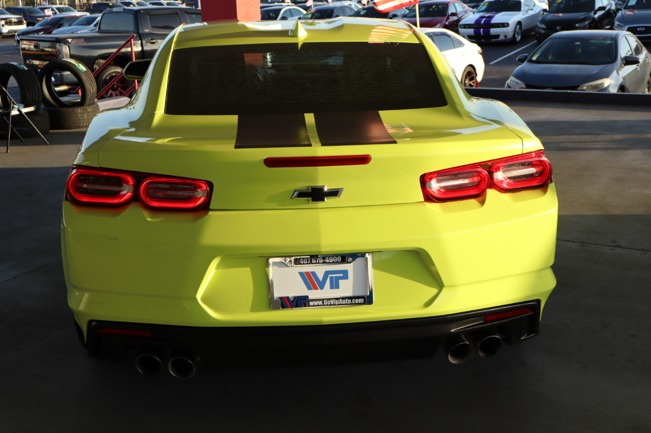 Chevrolet Camaro 2dr Cpe LT1 2021