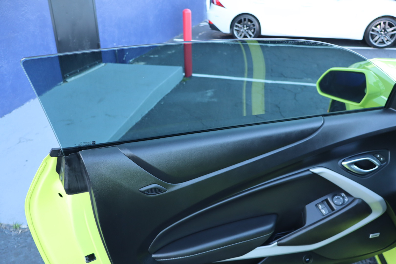 Chevrolet Camaro 2dr Cpe LT1 2021