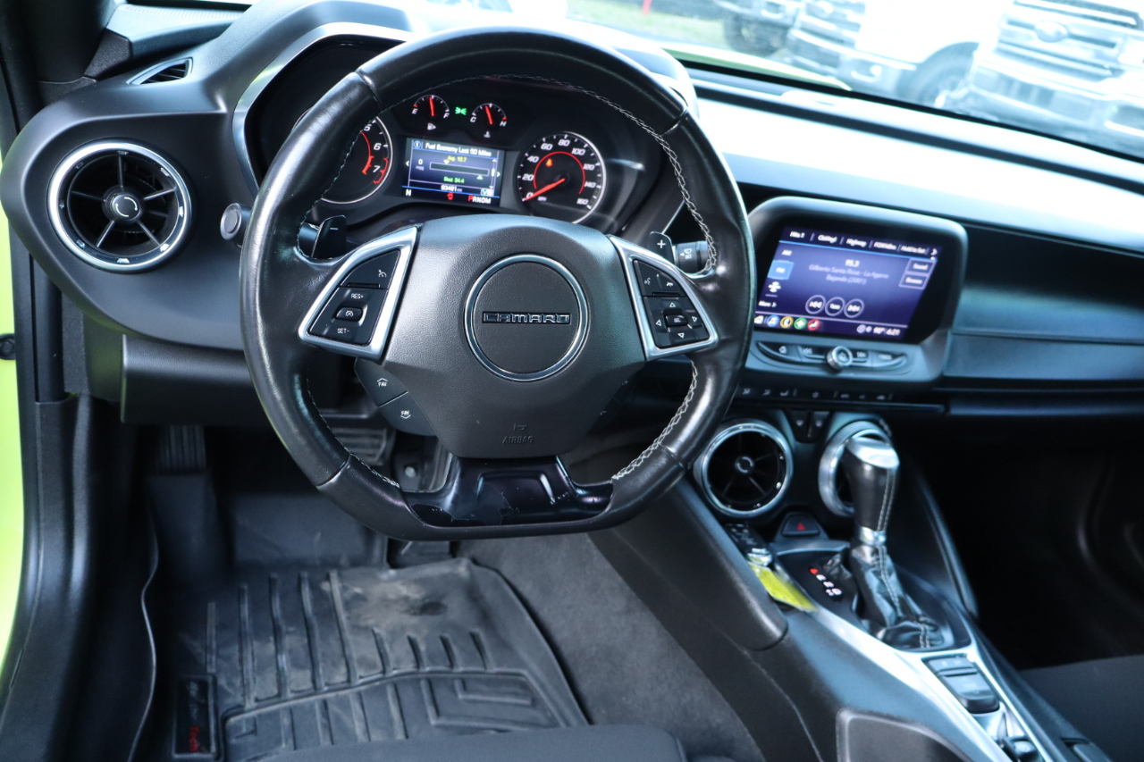 Chevrolet Camaro 2dr Cpe LT1 2021