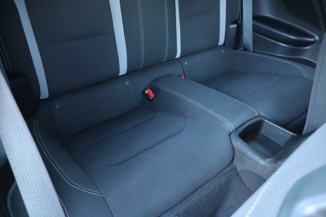 Chevrolet Camaro 2dr Cpe LT1 2021