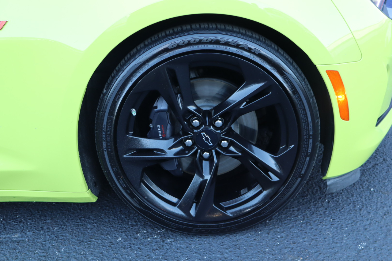 Chevrolet Camaro 2dr Cpe LT1 2021