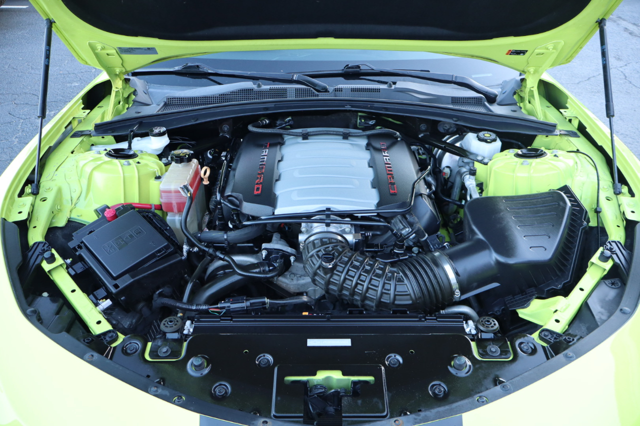 Chevrolet Camaro 2dr Cpe LT1 2021