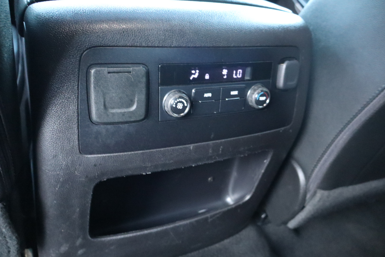 Chevrolet Tahoe 4WD 4dr LT 2017