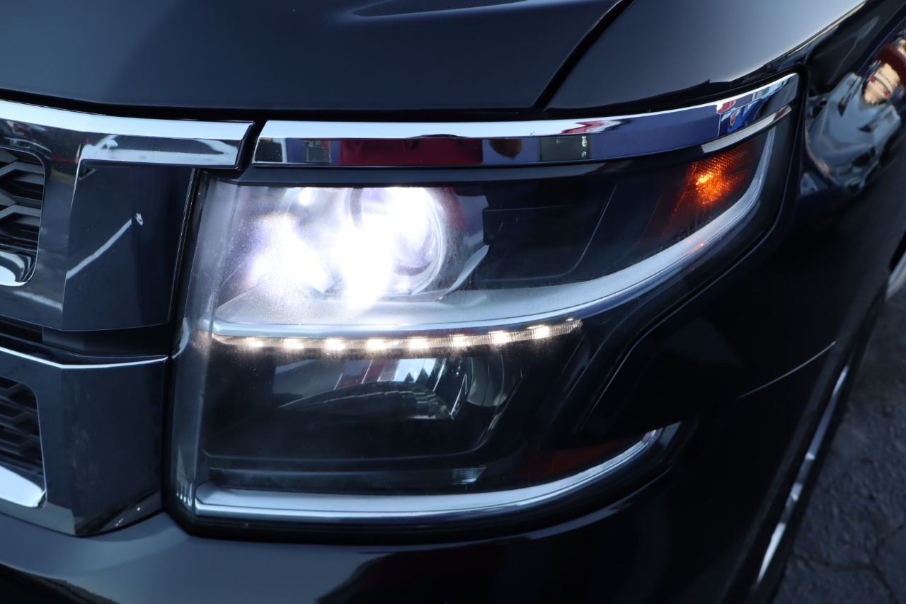 Chevrolet Tahoe 4WD 4dr LT 2017