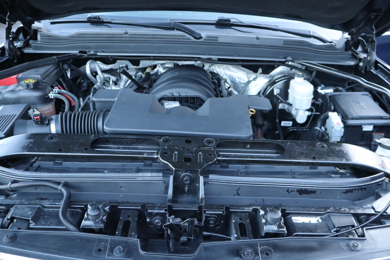 Chevrolet Tahoe 4WD 4dr LT 2017