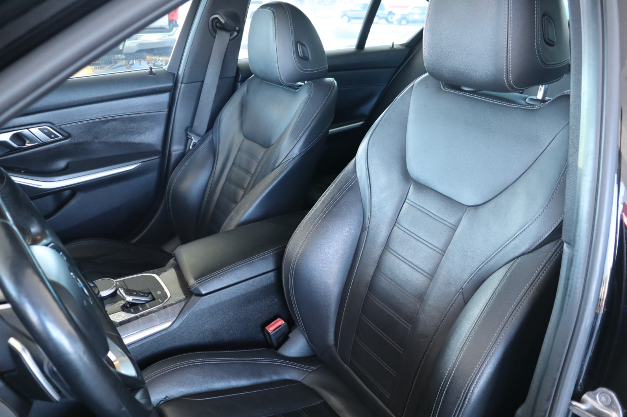 BMW 3 Series 330i Sedan 2019