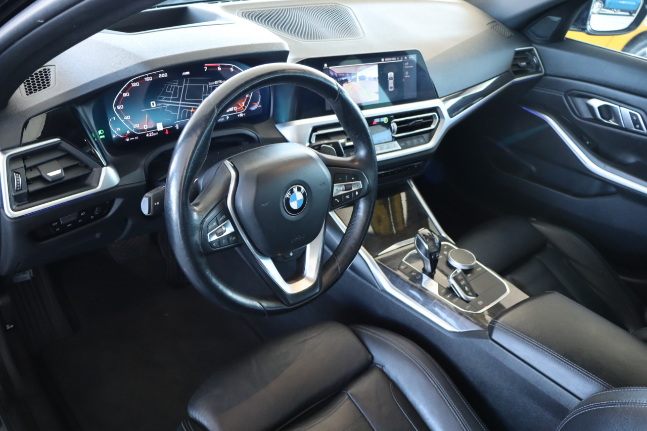 BMW 3 Series 330i Sedan 2019