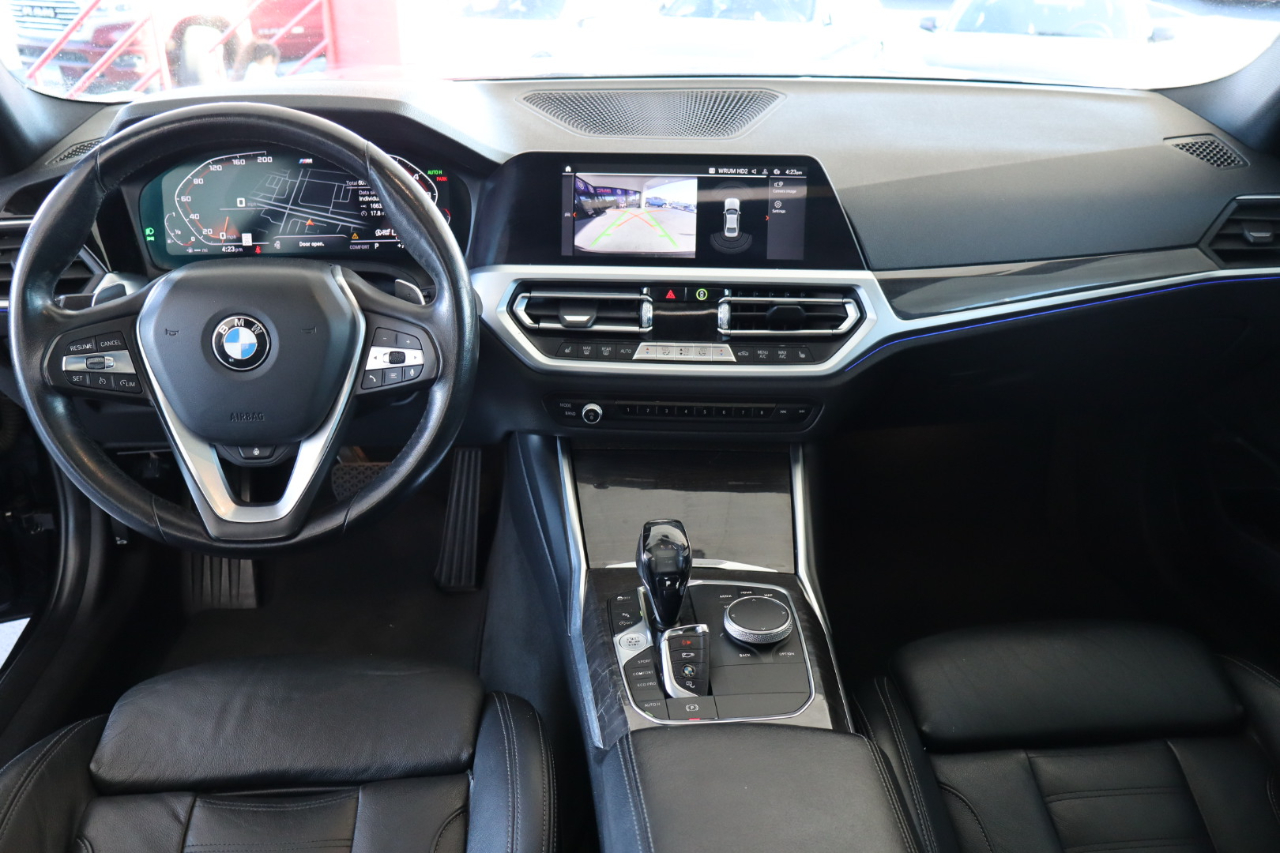 BMW 3 Series 330i Sedan 2019