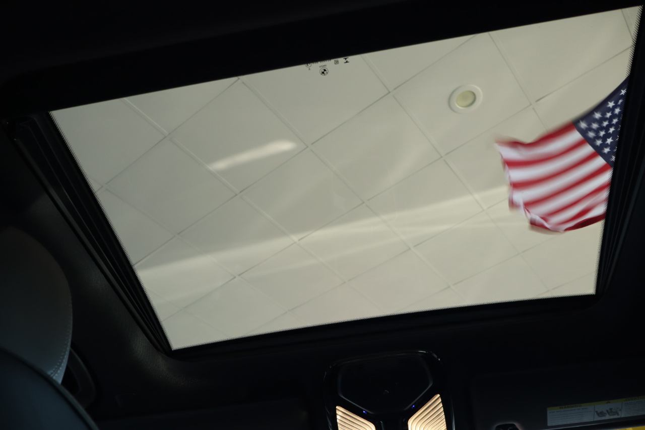 BMW 3 Series 330i Sedan 2019