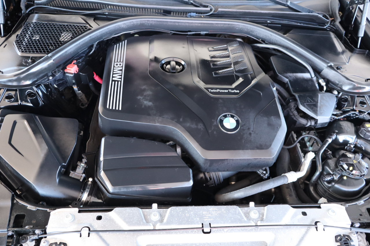 BMW 3 Series 330i Sedan 2019